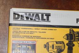 (1) DeWalt FlexVolt Brushless 20V Max Hammerdrill/Impact Driver Combo Kit Model DCK299D1T1