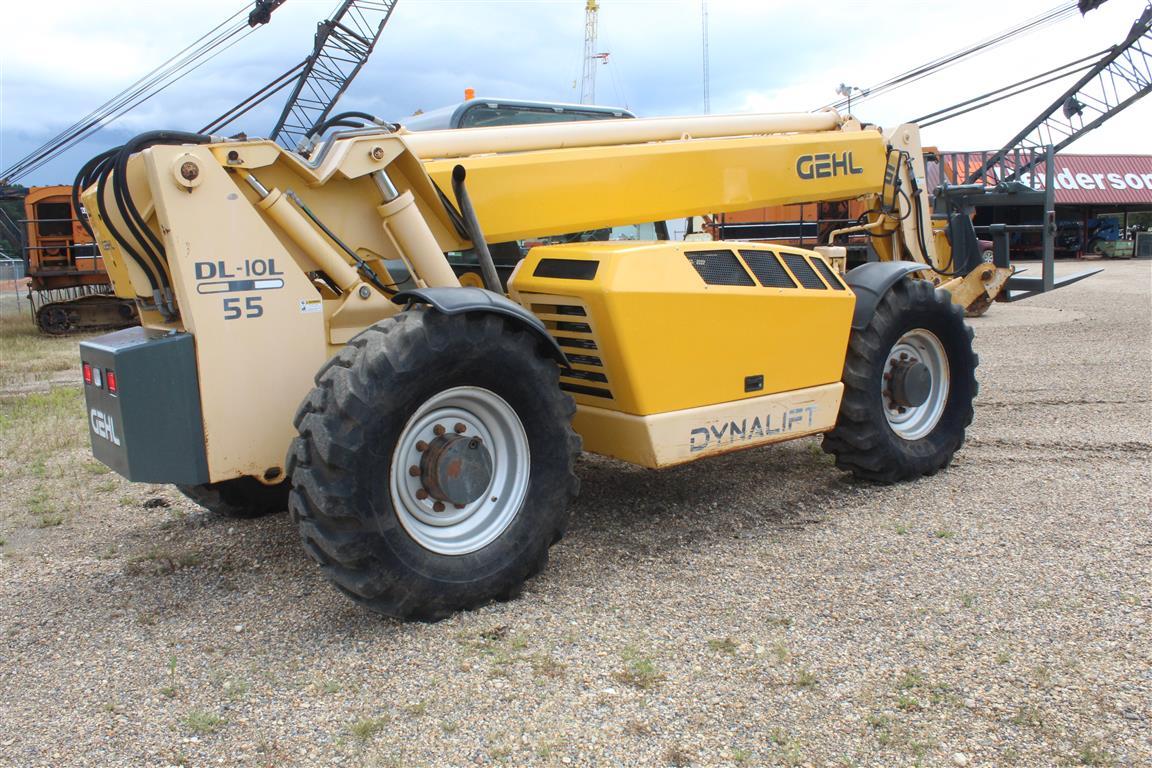 GEHL DL10L55 10000lb Enclosed Cab (door is missing)  55' Reach Foam Filled Tires