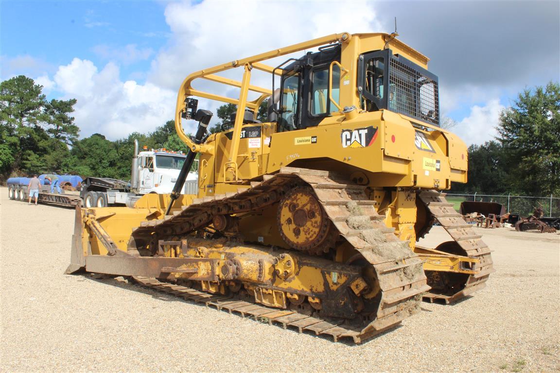 CATERPILLAR D6T LGP Enclosed Cab w/Air Sweeps Straight Blade w/Tilt Sweeps Rear Screen 36" SBG Syste