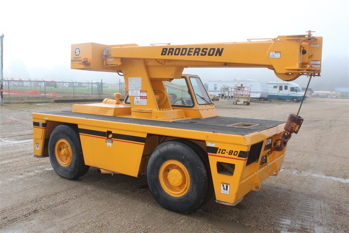 BRODERSON IC80-1F Enclosed Cab Cummins Engine 9 Ton Lift Capacity Swing Away Jib Crab Steer Outrigge