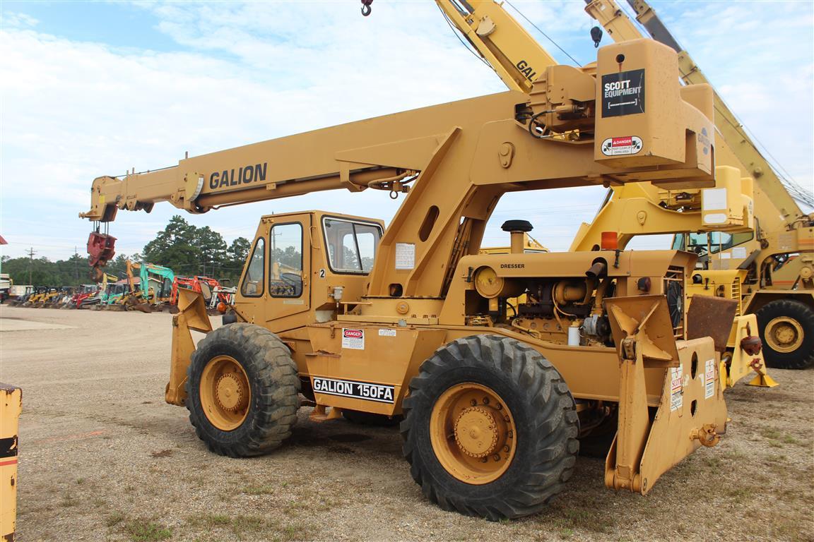 GALION 150FA 15 Ton Capacity 4 Section Boom Hook Block Enclosed Cab Out Riggers