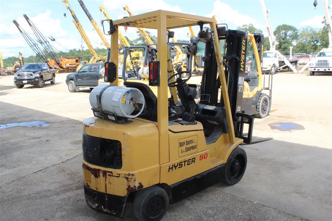 HYSTER S50XM 5000 LB Capacity Triple Mast Side Shifter LP Gas Warehouse Tires
