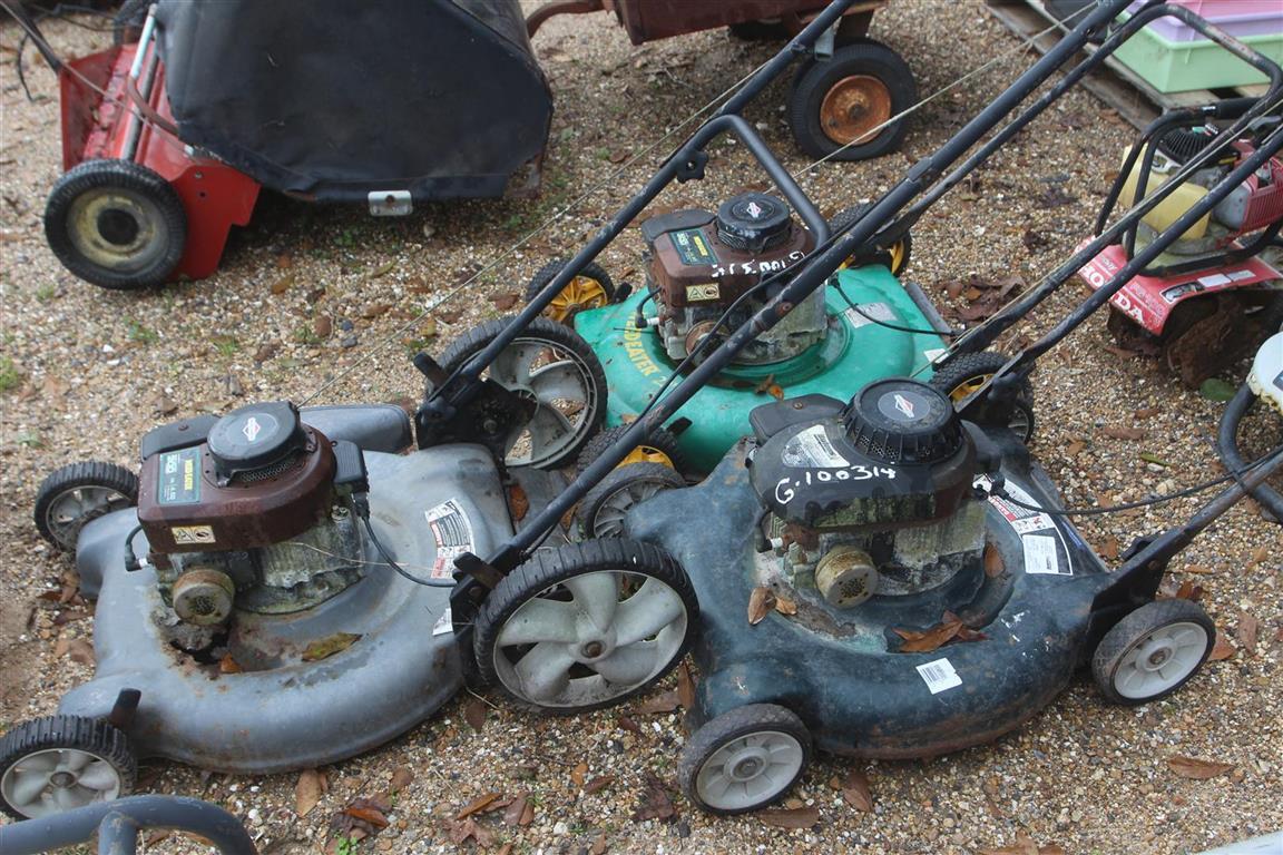 (3) Push Mowers Gas Motor . ~