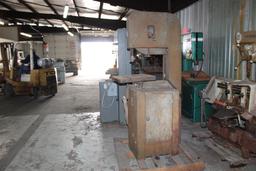 Delta Milwaukee Band Saw S/N 775-B