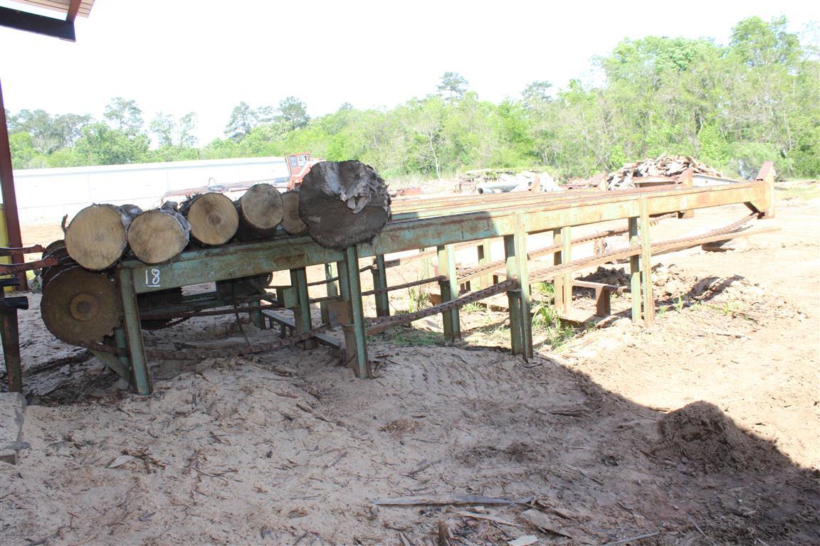 INFEED LOG DECK, 13' W x 22' L, Motor Driven, 4 Chain