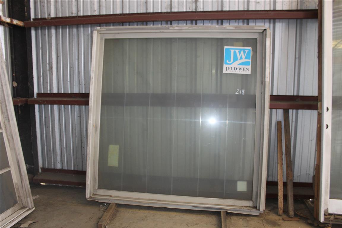 (1) Jeld Wen Arox 6' 7”X 6' 7” Window