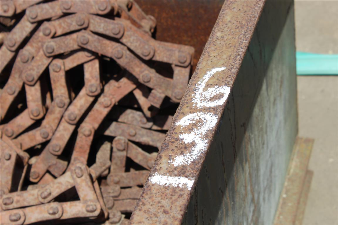 LARGE LOT OF DRIVE CHAIN