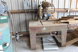 DEWALT RADIAL ARM SAW W/METAL STAND