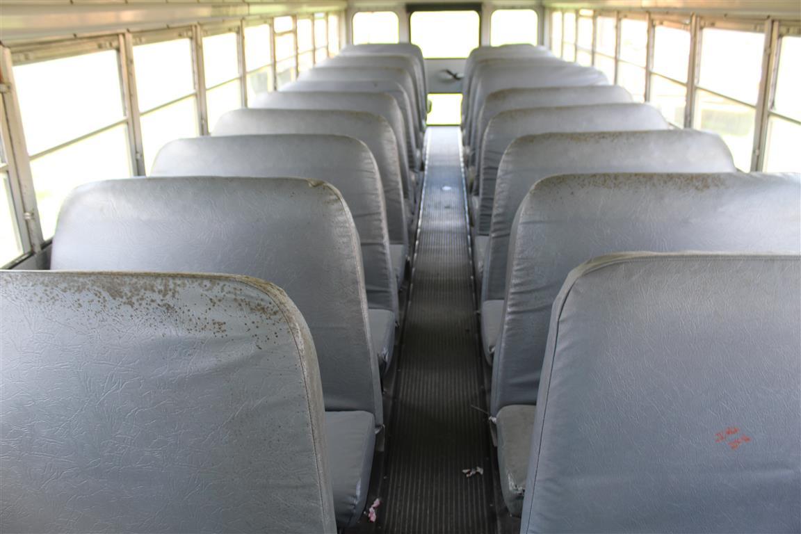 2000 INTERNATIONAL SCHOOL BUS, Type C, 65 Passenger