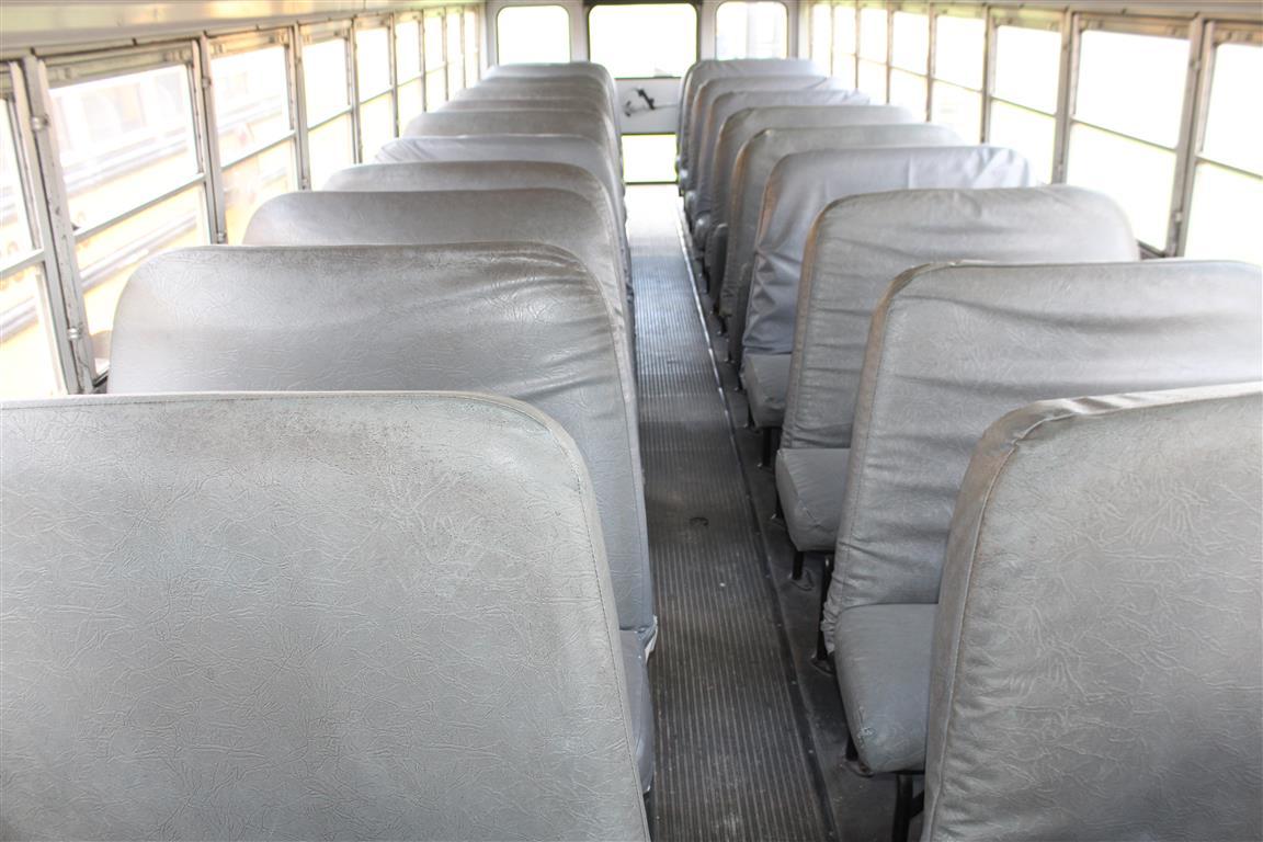 2000 INTERNATIONAL SCHOOL BUS, Type C, 65 Passenger