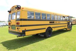 2000 INTERNATIONAL SCHOOL BUS, Type C, 65 Passenger