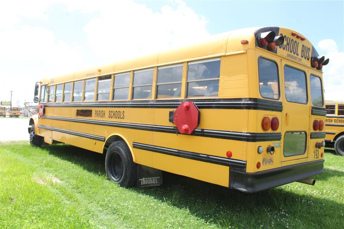 2000 INTERNATIONAL SCHOOL BUS, Type C, 65 Passenger