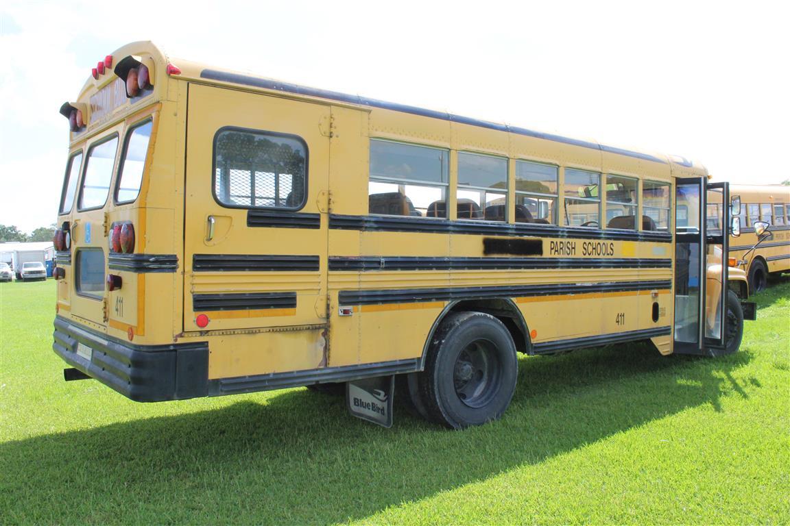 1995 CHEVEROLET HANDICAP SCHOOL BUS, Type C, 22 Passenger w/ 3 Wheel Chair Spaces