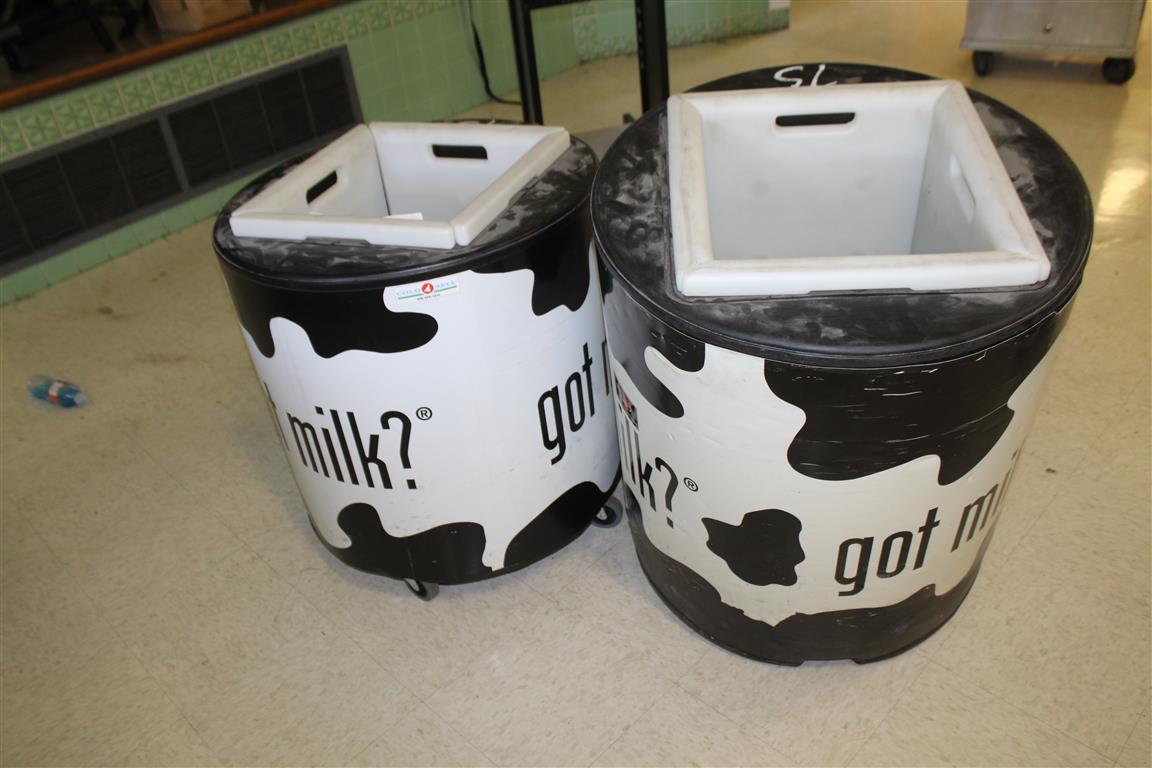 (2) “Got Milk” Roll Around Containers