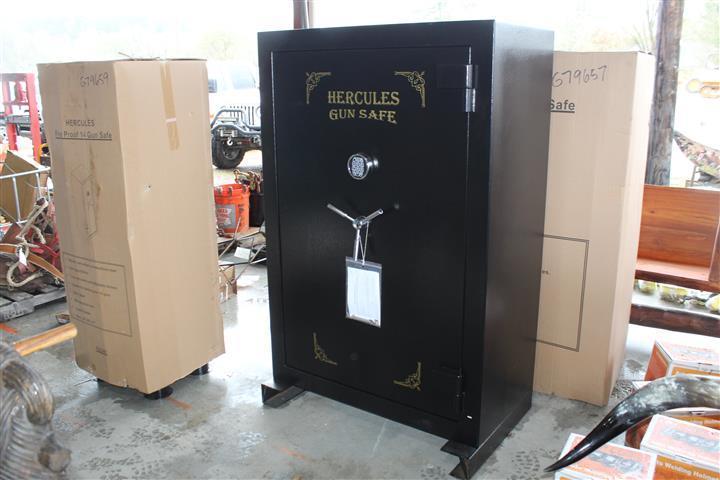 HERCULES 40 GUN SAFE