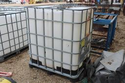 330 GAL PLASTIC HOLDING TANK