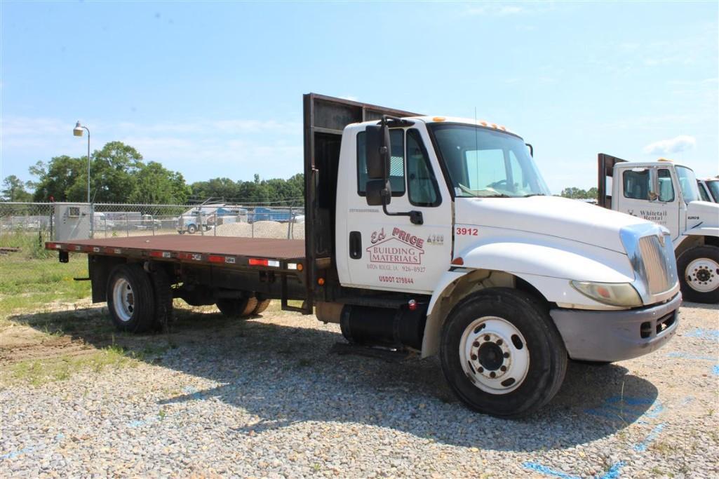 2003 INTERNATIONAL 4300 FLATBED