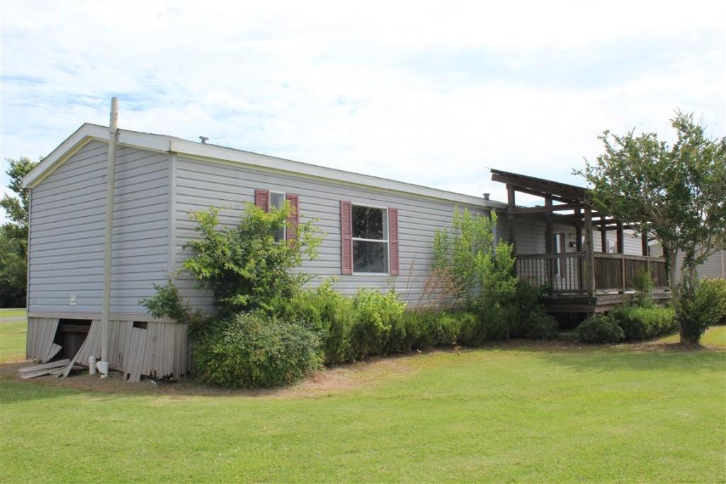 16x80 Mobile Home w/Porch