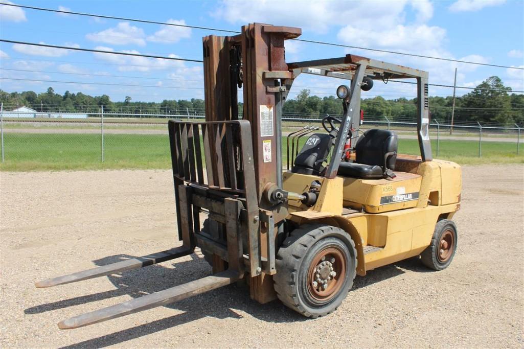 CATERPILLAR DP45K FORKLIFT