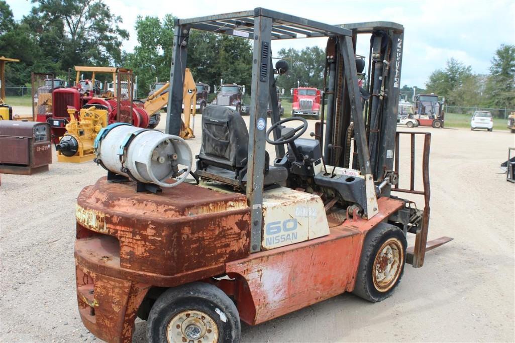 NISSAN 60 FORKLIFT