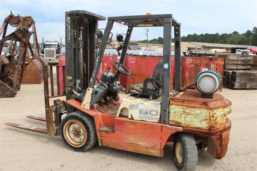 NISSAN 60 FORKLIFT