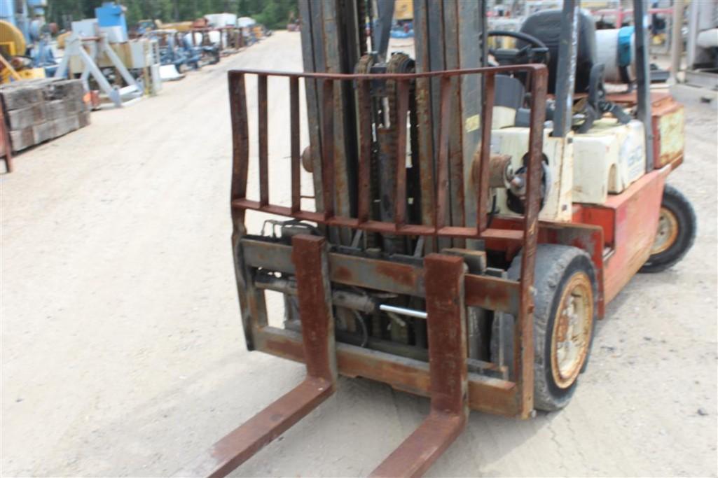 NISSAN 60 FORKLIFT