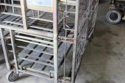 WIRE RACK on Casters