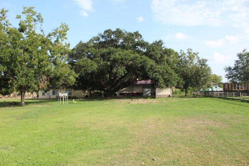 +/- 11.248 ACRES WITH HOUSE (2BED/1BATH)