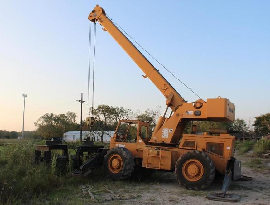 GROVE RT58 RUBBER TIRE CRANE