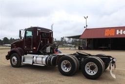 2015 KENWORTH T800 DAY CAB