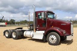 2015 KENWORTH T800 DAY CAB