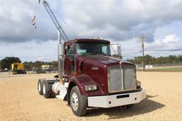 2015 KENWORTH T800 DAY CAB