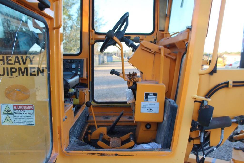 LEEBOY 685B MOTOR GRADER