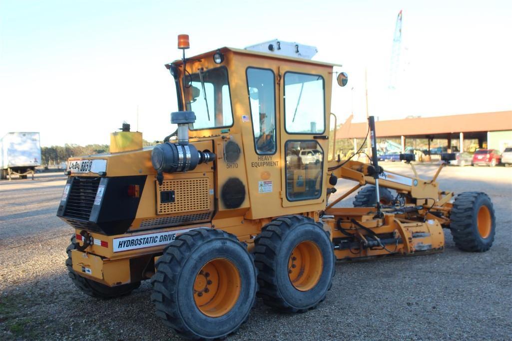 LEEBOY 685B MOTOR GRADER