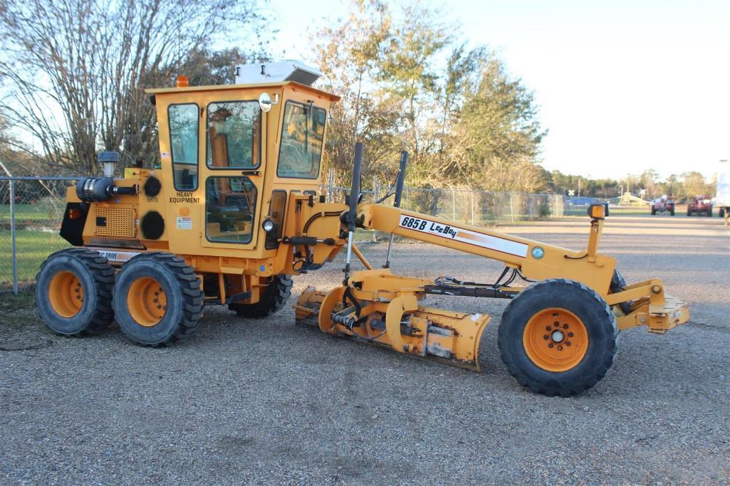 LEEBOY 685B MOTOR GRADER