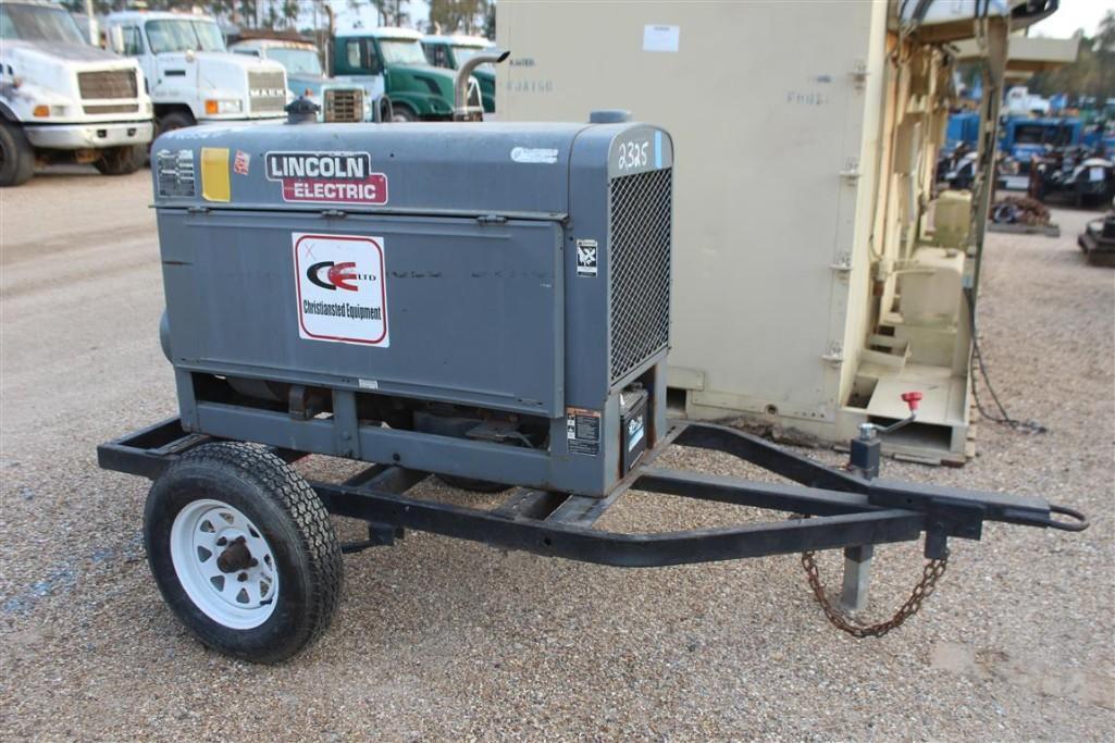 LINCOLN CLASSIC 300D WELDING MACHINE