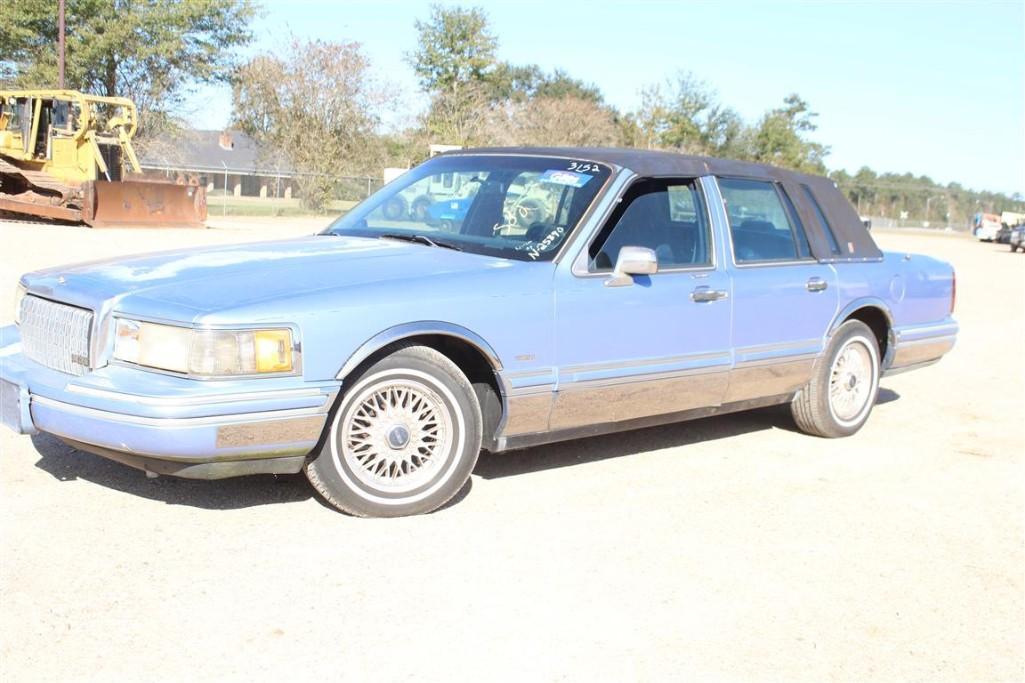 1994 LINCOLN TOWNCAR