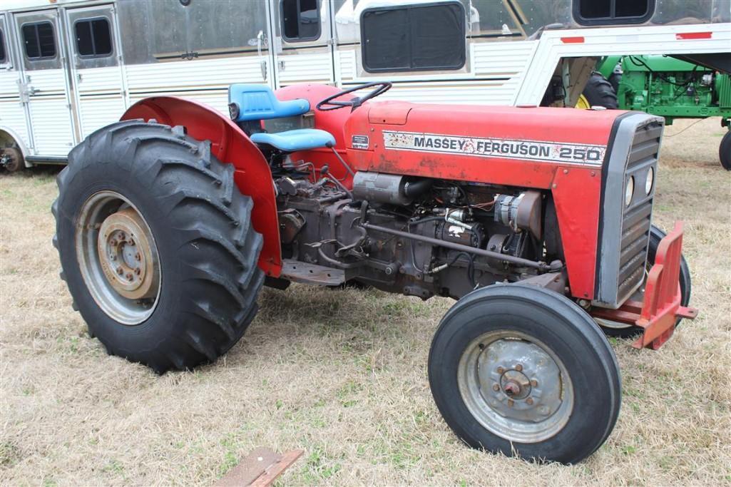 MASSEY FERGUSON 250 Farm Tractor