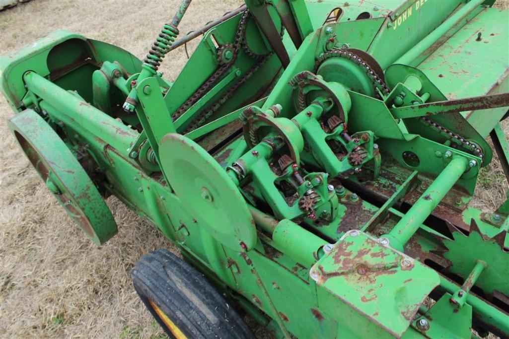 John Deere 24T Hay Baler