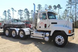 2000 MACK CH613