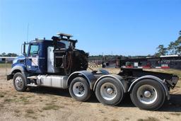 2012 MACK GU813