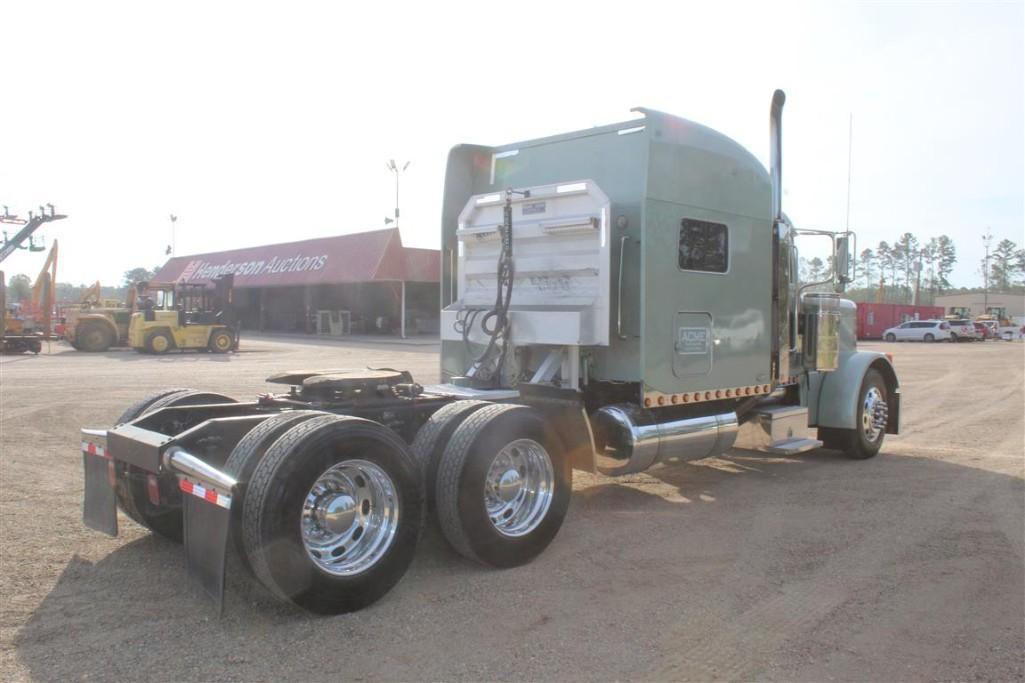 2006 PETERBILT 379