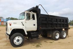 1996 FORD L8000