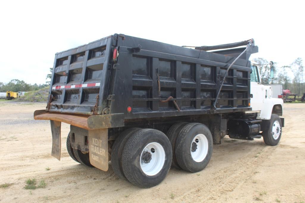 1996 FORD L8000