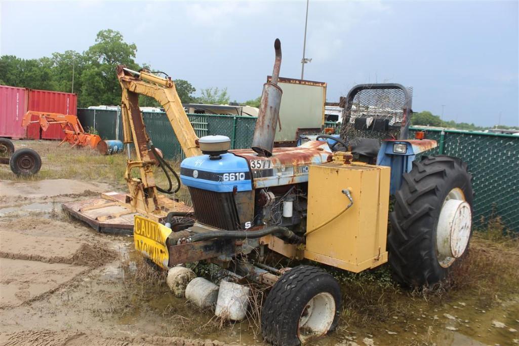 NEW HOLLAND 6610S W/ BOOM PARTS/REPAIRS