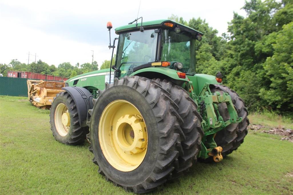 2007 JOHN DEERE 8430 4X4 and JOHN DEERE 1510C CARRY ALL SCRAPER