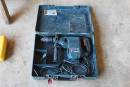 BOSCH 11236VS HAMMER DRILL W/ CASE