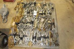 LOT OF WRENCHES