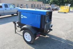 MILLER BIG BLUE 300 PRO DIESEL POWERED DC WELDING MACHINE 208 HOURS TRL MTD S# MC090500E