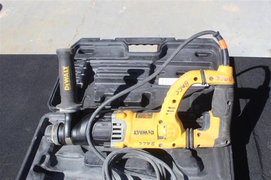 DEWALT ELECTRIC DRILL W/ CASE